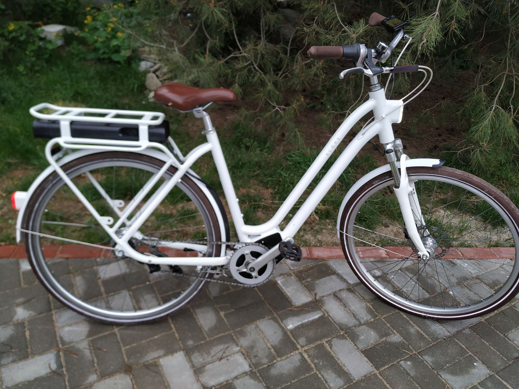 Bicicleta electrica cu motor central Brose, Elops 920 E.