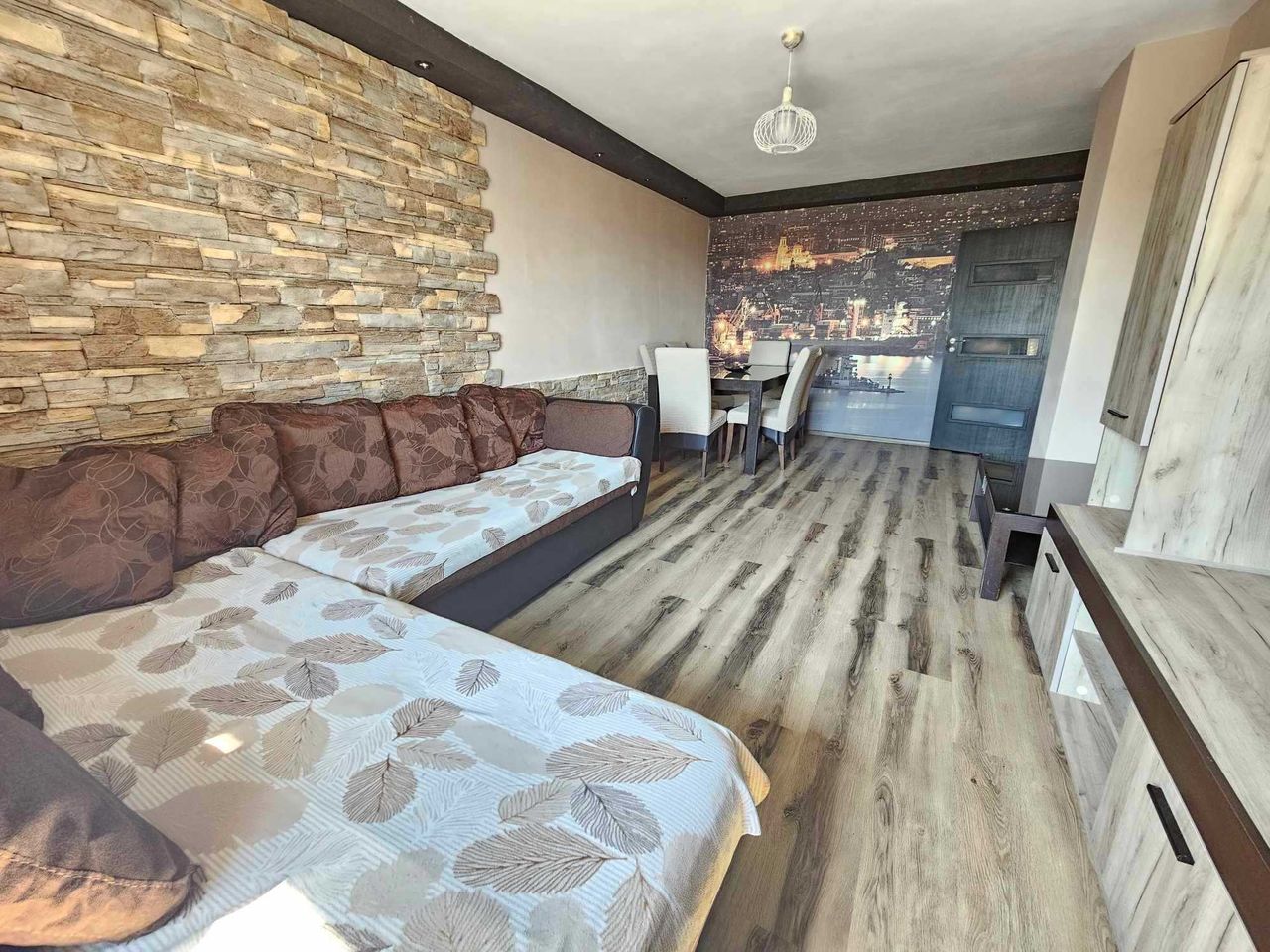 Дава се под наем Двустаен апартамент в Варна, Аспарухово - 61 кв.м за 382.5 € - Снимка #7