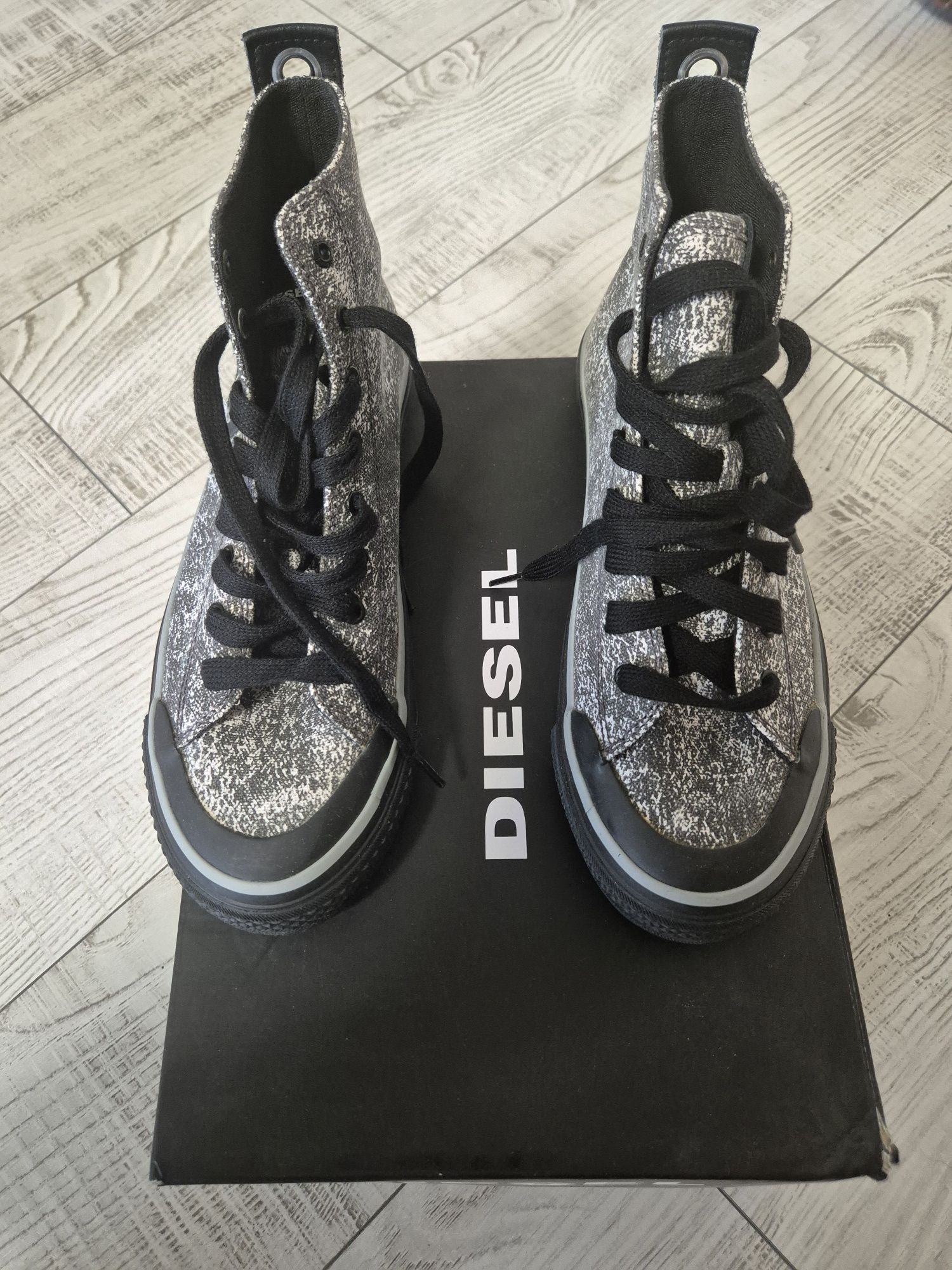 Оригинални кецове Diesel