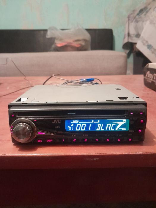 Продам магнитолу JVS