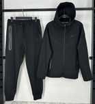 Trening nike tech