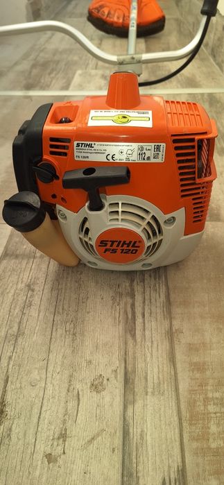 Моторна коса /тример/ FS 120