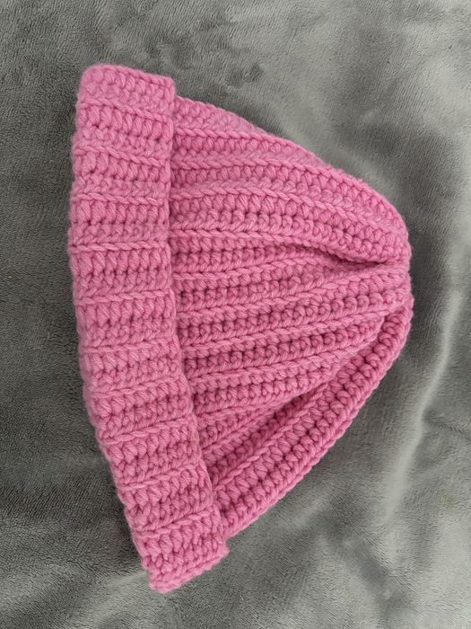 Продается шапки и шарфы