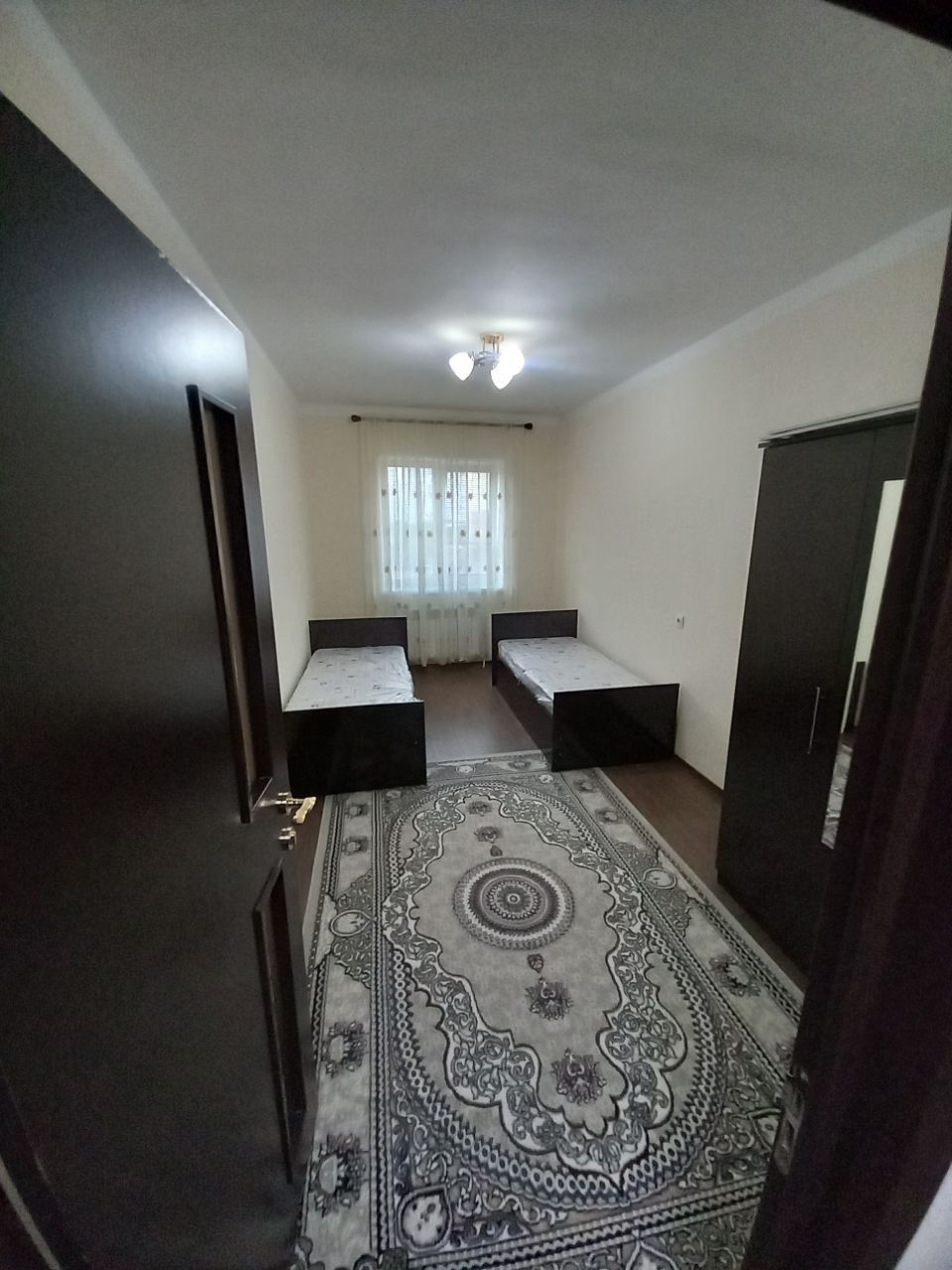 Motrid 2 etaj 2 xonali ijaraga beriladi