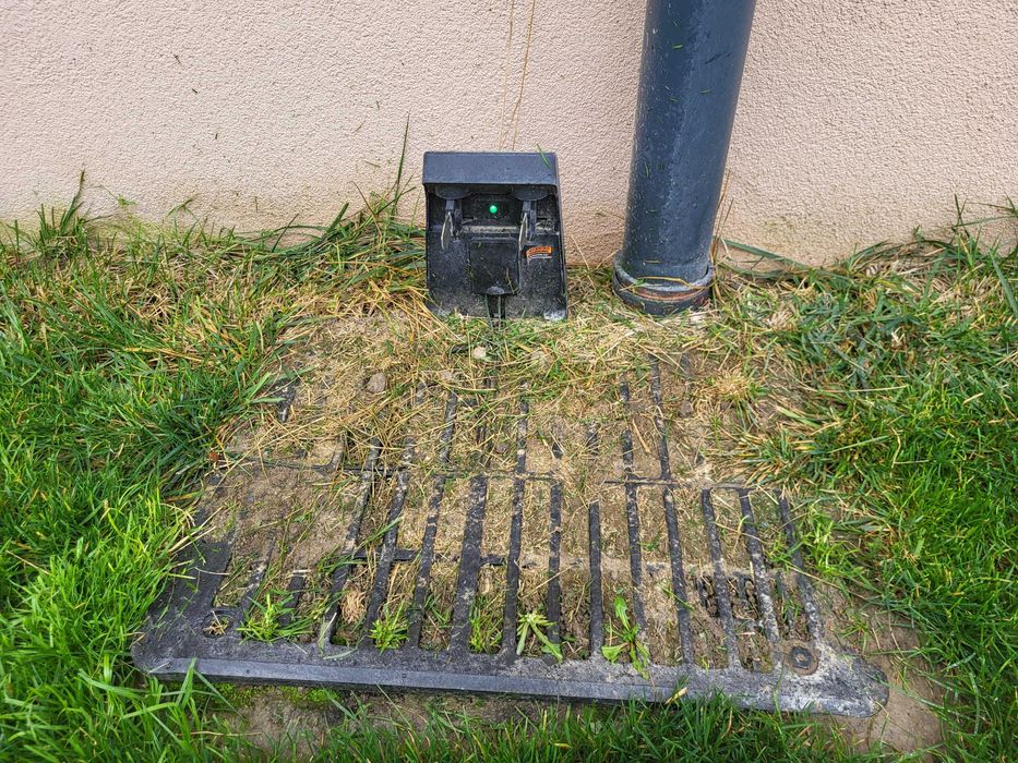 Косачка робот WORX смарт WIFI с ГАРАНЦИЯ и комплект нова жица