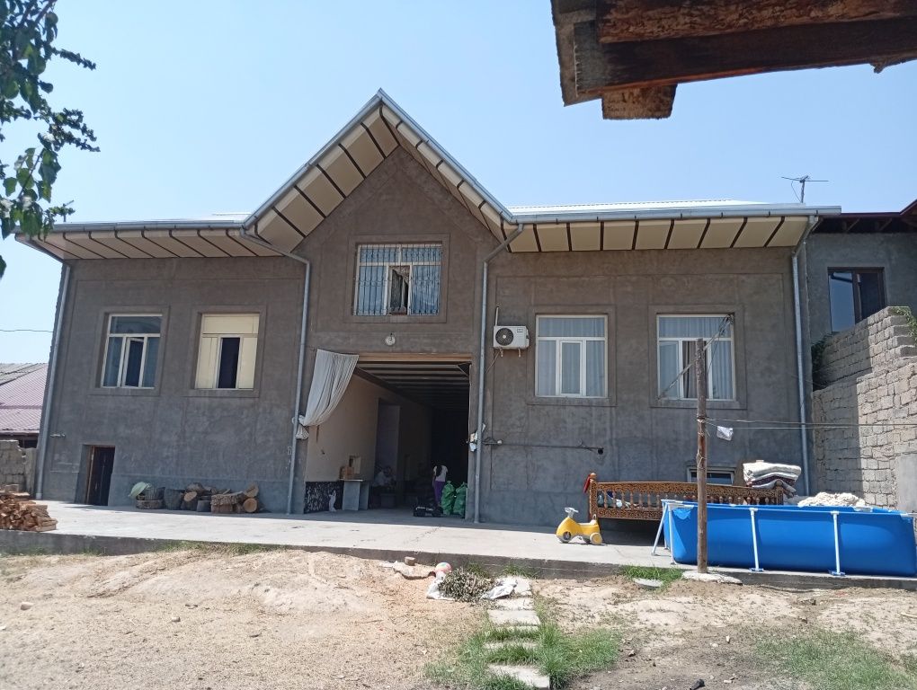 Uchastka sotiladi