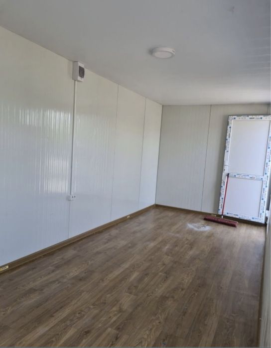 Container stil birou,vestiar