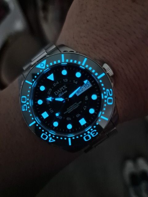 Vand / Schimb ceas Dapix Hebros Automatic Diver

Ceasul arată excelent
