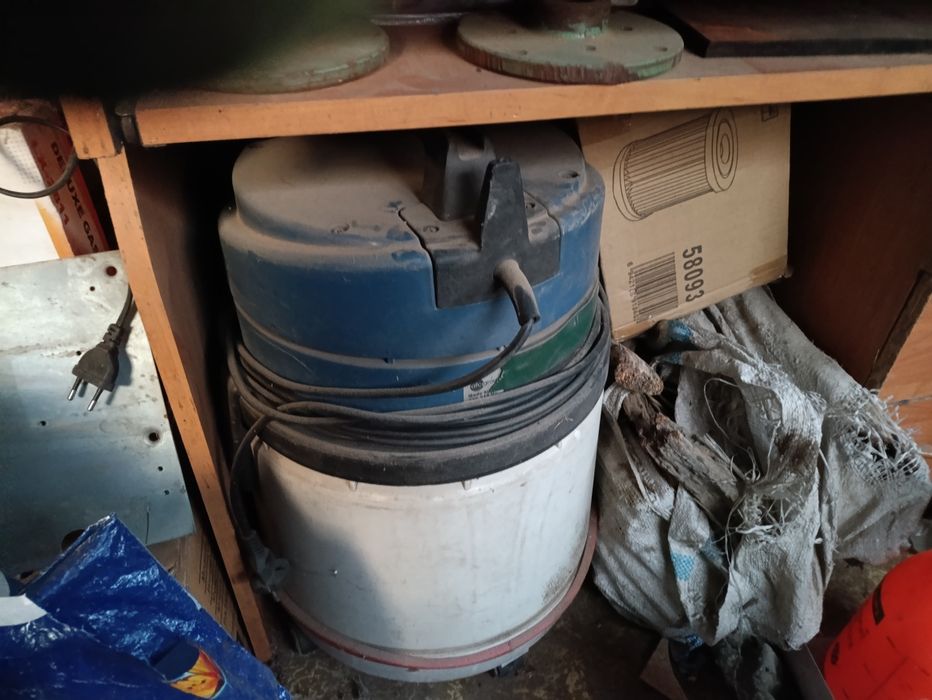 Промышленный пылесос