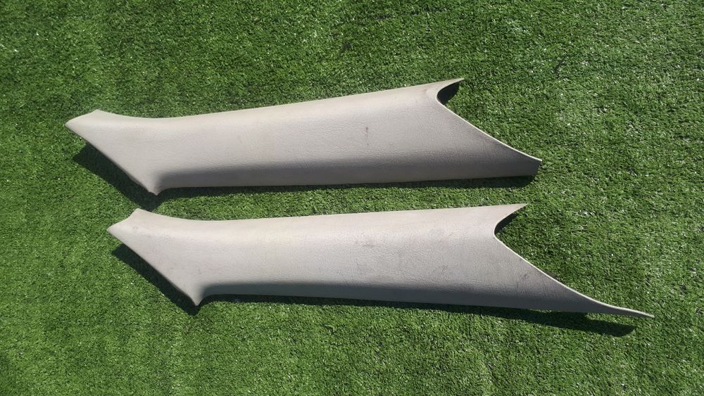 Запчасти на audi 80. Пластиковые.