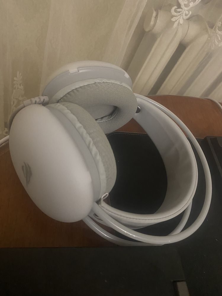 Наушники с подсветкой