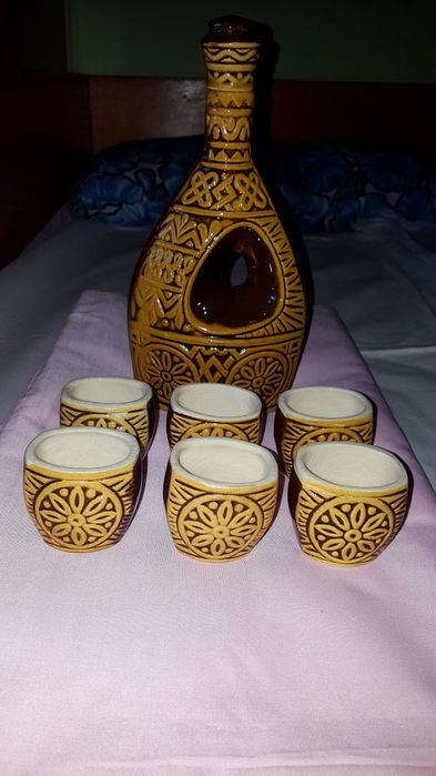 serviciu din ceramica