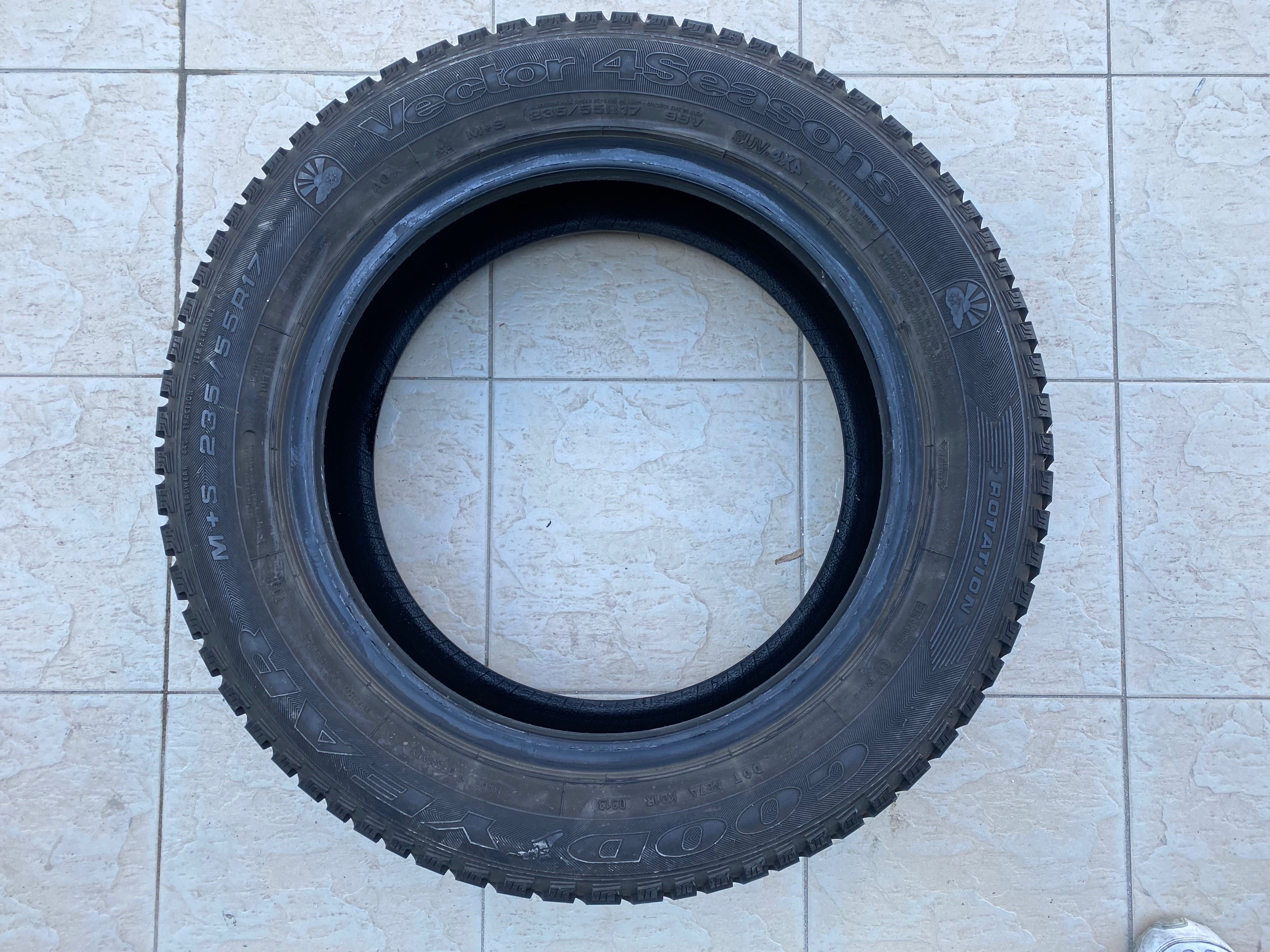 Гуми всесезонни гума 235/55/17” GOODYEAR Vector 4Seasons