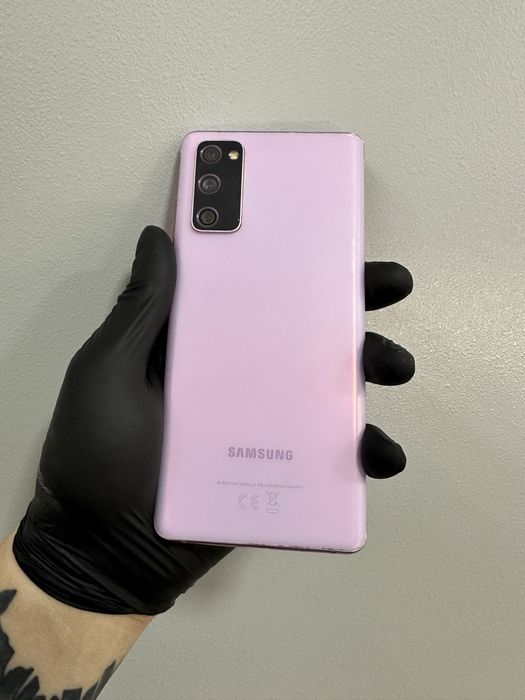 Samsung Galaxy S20 FE Lavander