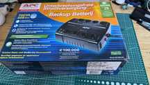 UPS APC BE 700 baterie noua