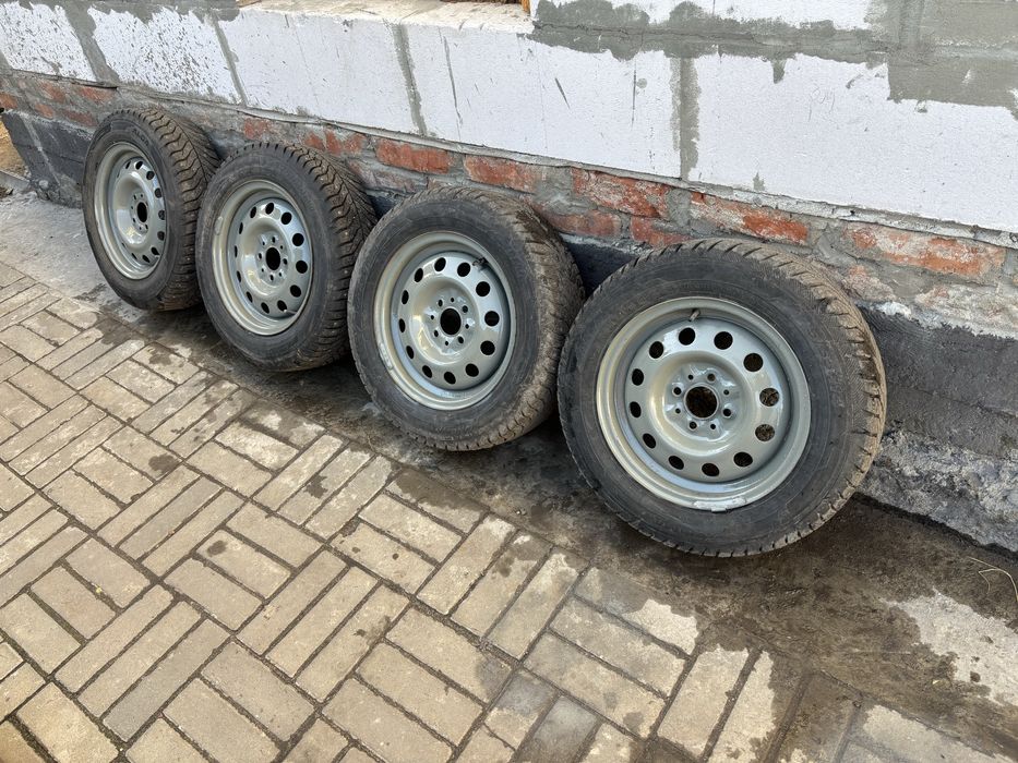 Продам штампы болото р14 4/98 с зимней резиной на ВАЗ