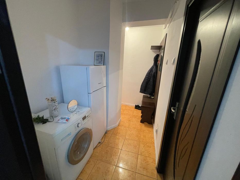 Vand apartament cu o camera zona Garii .