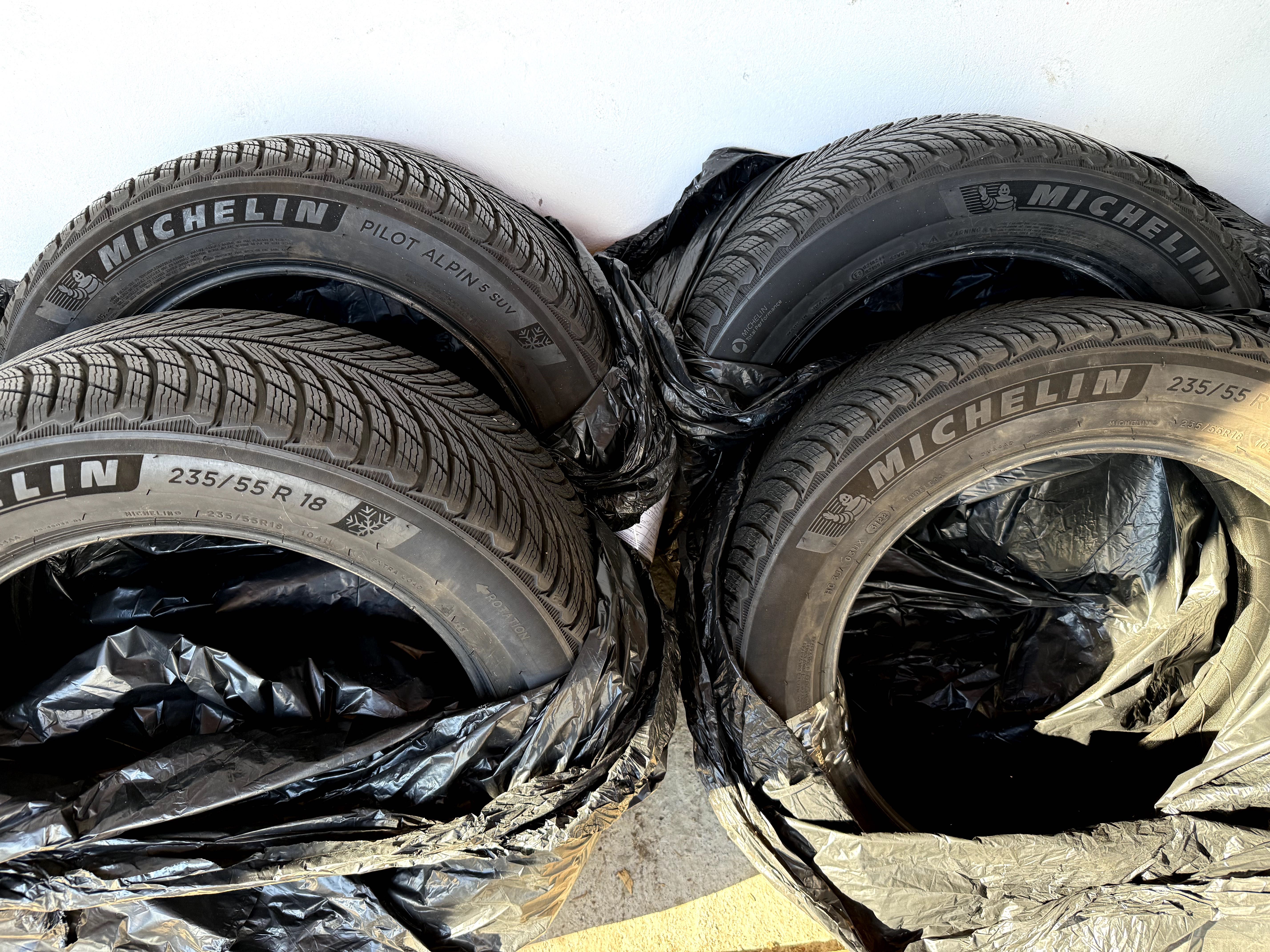 Anvelope Michelin Pilot Alpin 5 SUV XL 235 55 18 104H