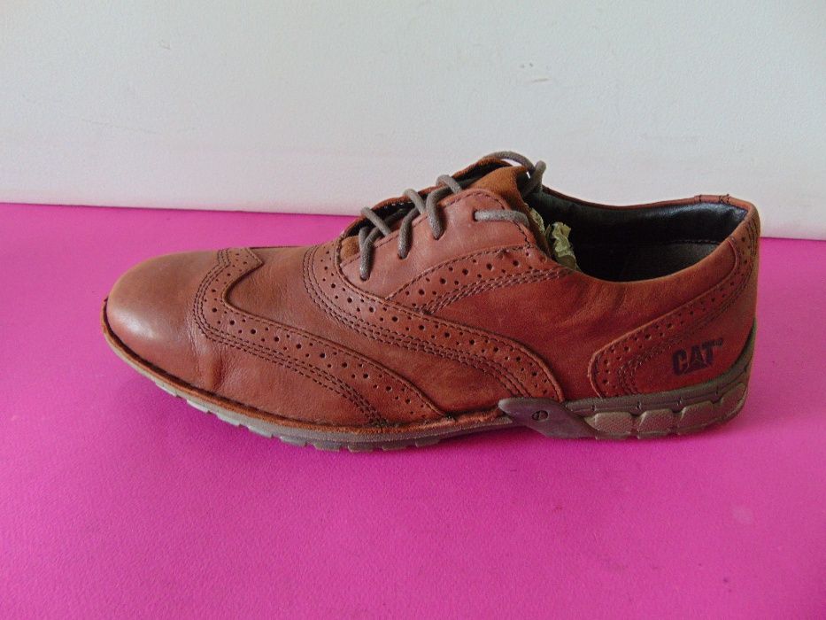НОВИ CАТ номер 45 Оригинални мъжки обувки