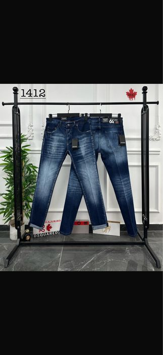 Blugi Dsquared 2 de calitate