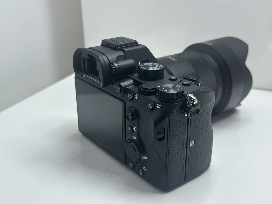 Sony A7 III + обективи