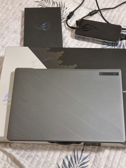 ASUS ROG Zephyrus 16 165Hz i7 13620H RTX 4070 8gb