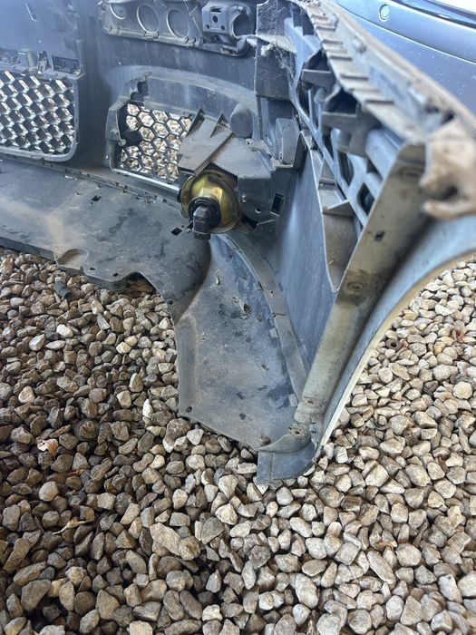 Предна ГТИ броня за голф 5/Predna GTI/GT bronq za VW golf 5