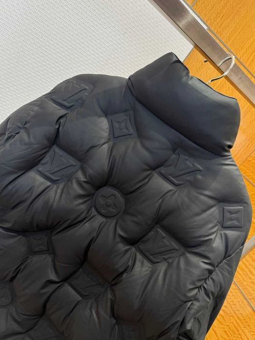 Geaca Louis Vuitton cu puf Premium