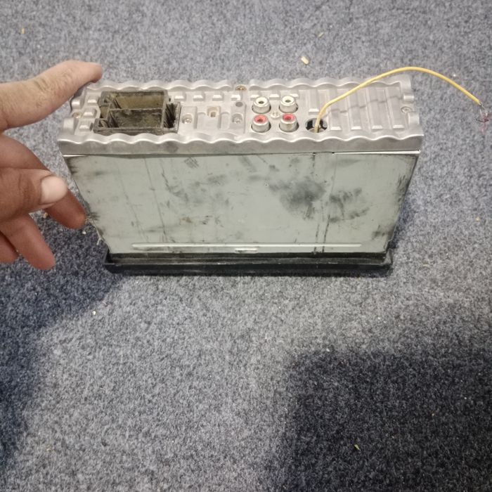 Magnitafon ovoz tiniq ovoz  balandligi 63