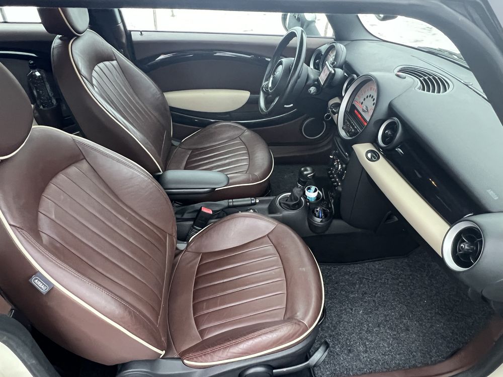 Mini Cooper Clubman 1.6 busines line