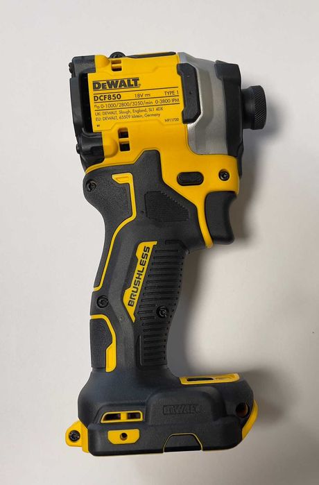 Акумулаторен ударен винтоверт DeWALT DCF850N, Безчетков мотор, НОВ!!!