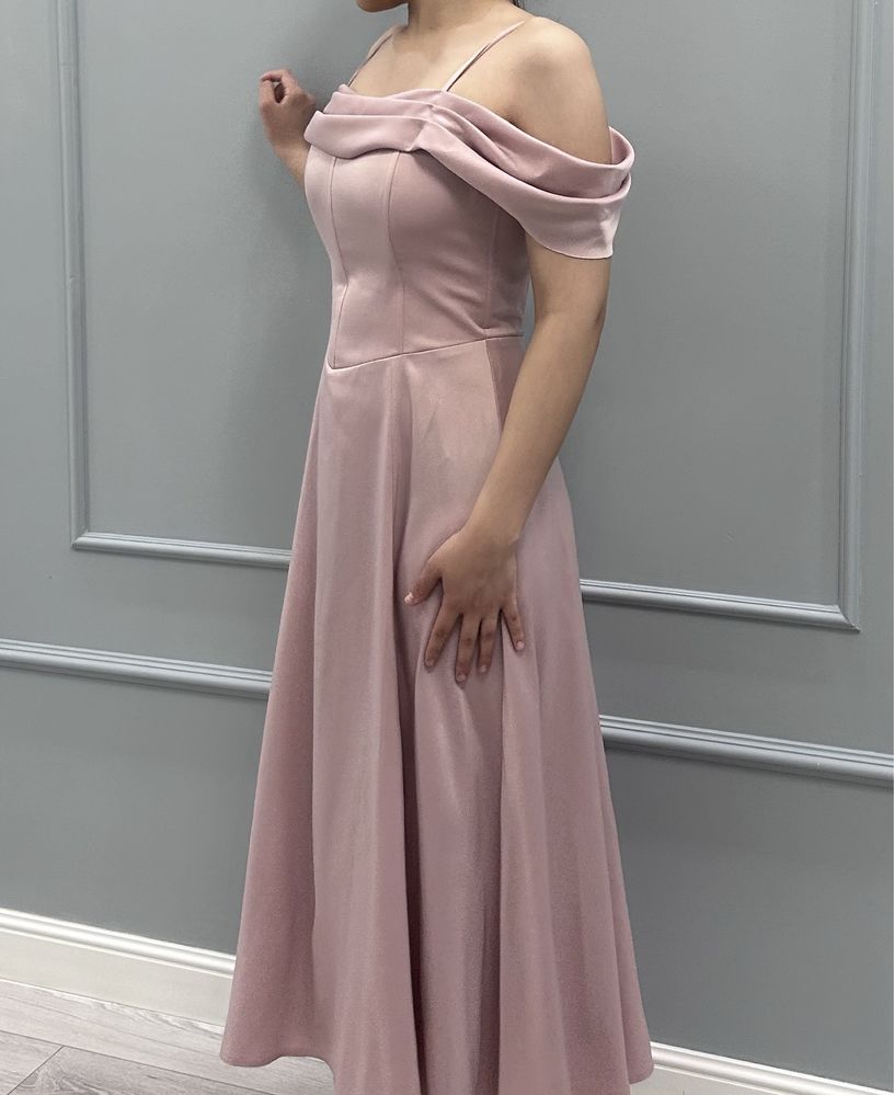 Нежно-розовое выпускное платье, вечернее платье