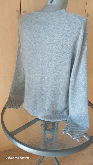 Пуловер C&А. 100%кашмир. размер L.