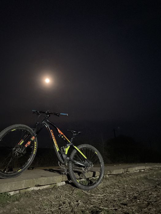 Bicicleta xc full suspension
