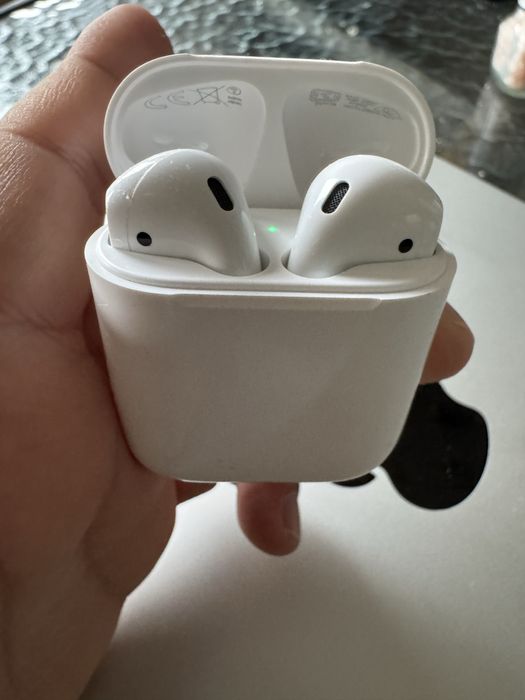 Apple Airpods 2 слушалки