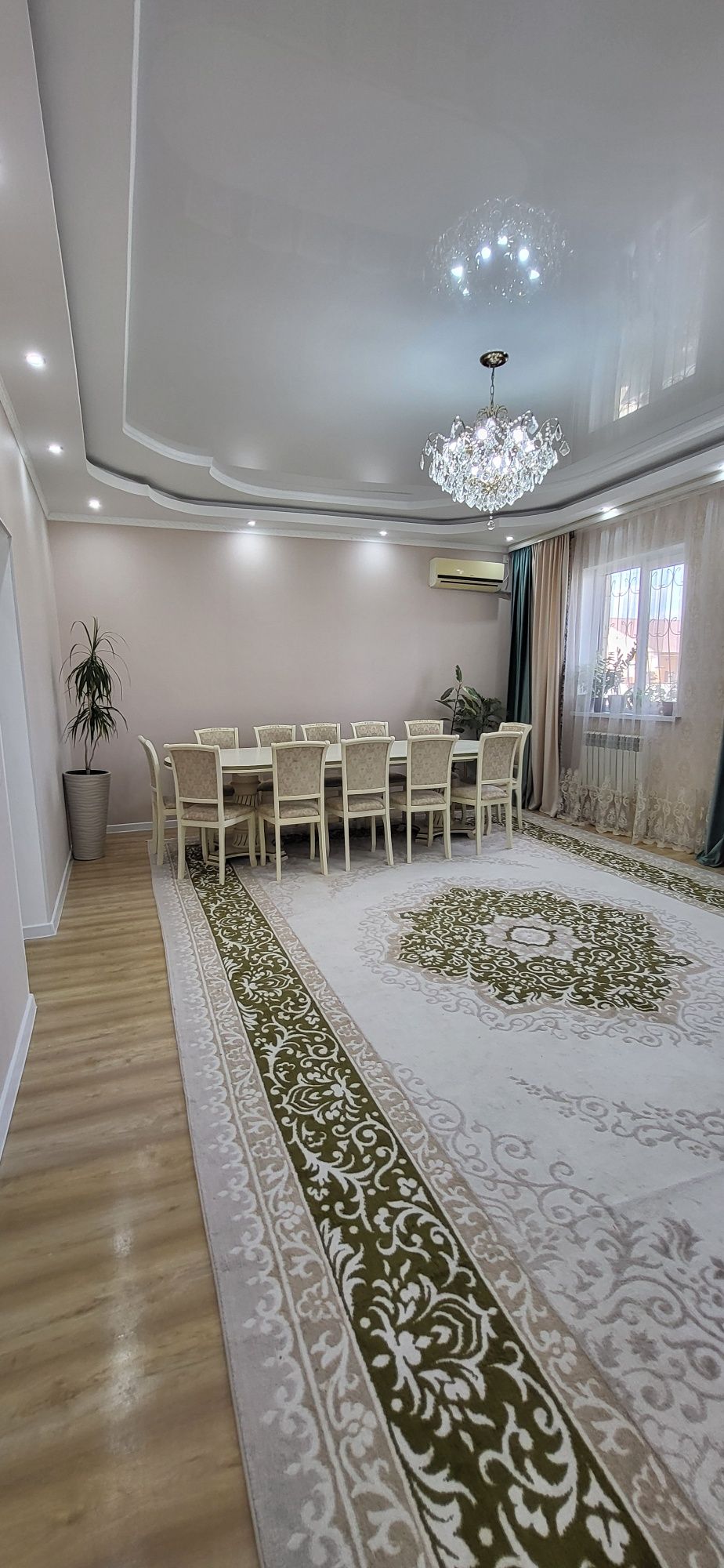 Продаётся дом, 2 две времянки и гараж в Кокарна