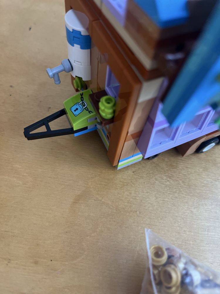Lego friends Малка мобилна къща 41735