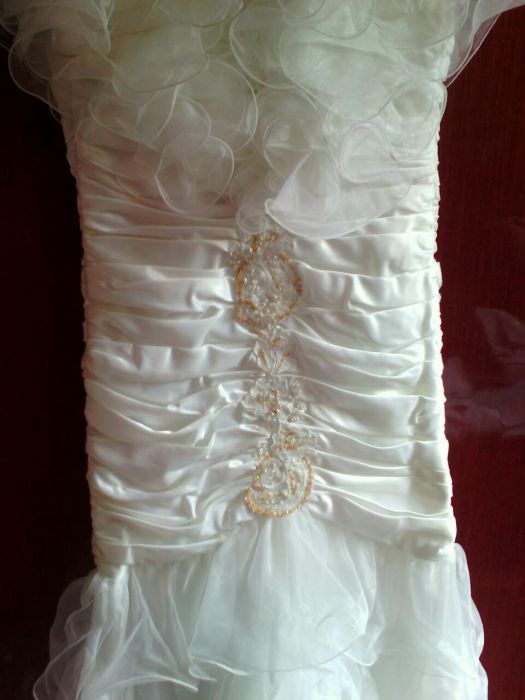 Красива булчинска рокля