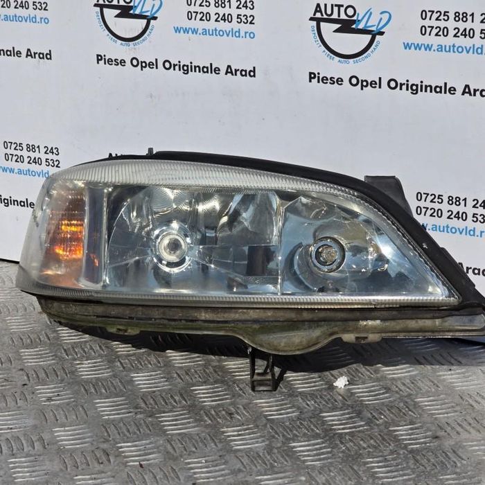 Far dreapta fundal crom Opel Astra G