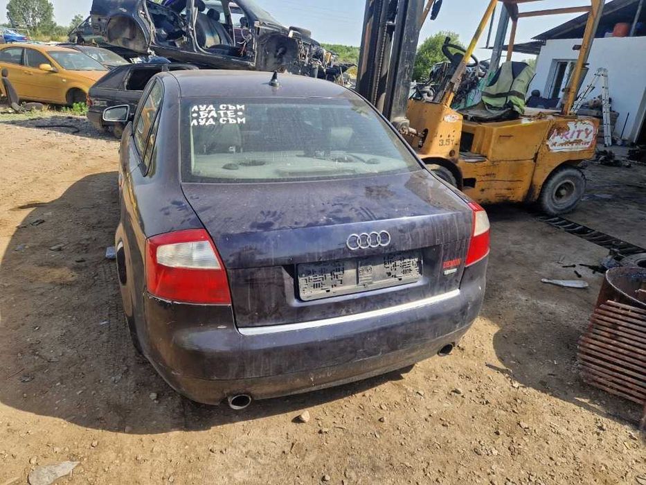 Audi A4 2.5тди 180кс за части