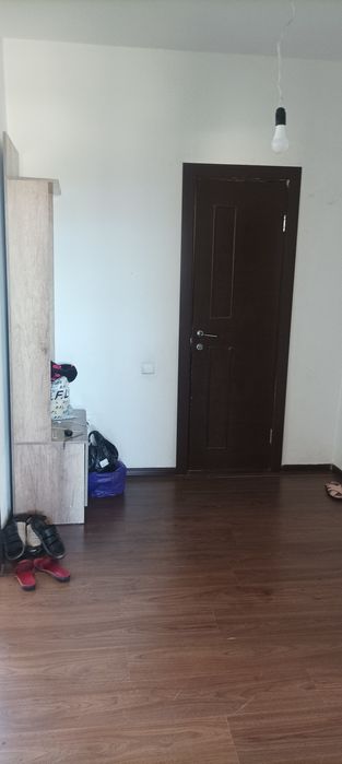 Навои Кумушконка 3-хонали КВ ижарага берилади, оилага, 800 000 сум