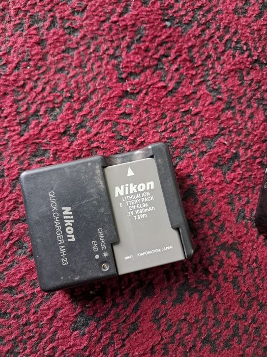 Nixon d40x sotiladi