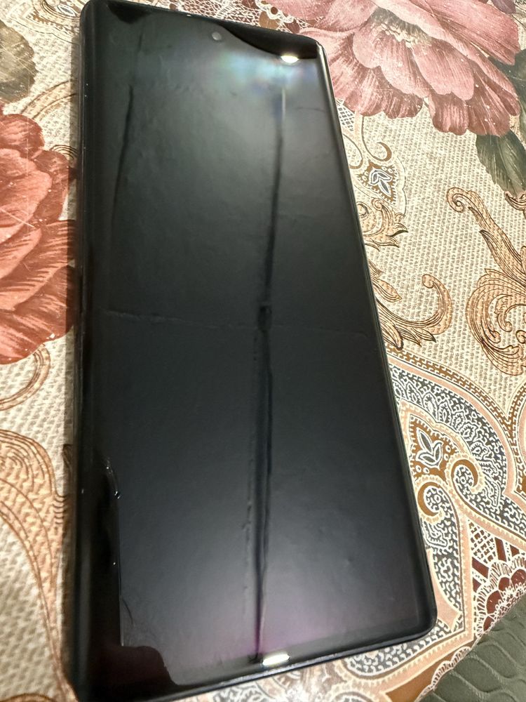 Продавам Huawei Nova 9