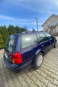 Vand Golf 4  1.6 benzina