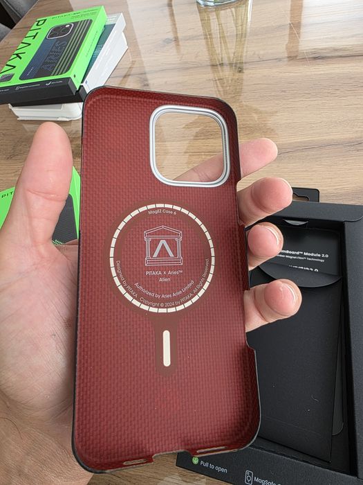 PITAKA калъф iPhone 16 Pro Max Aries Карбон