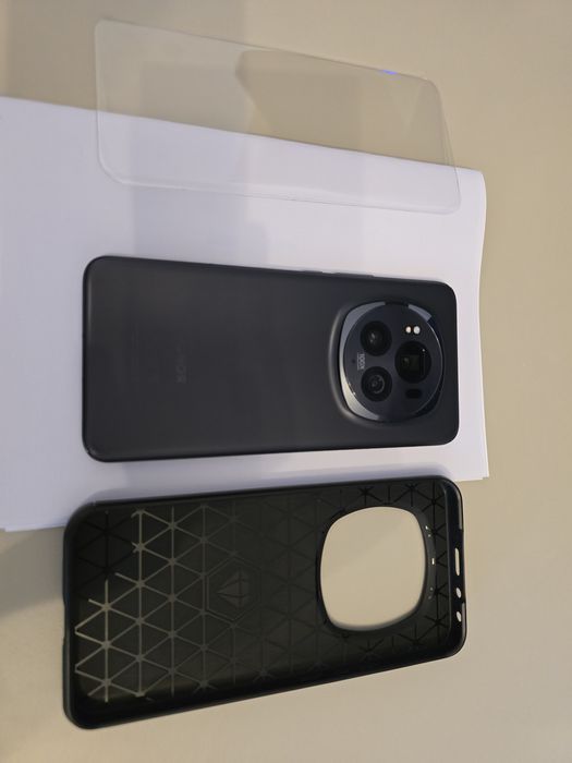 Telefon mobil Honor Magic 6 Pro, 512GB, Negru in garantie