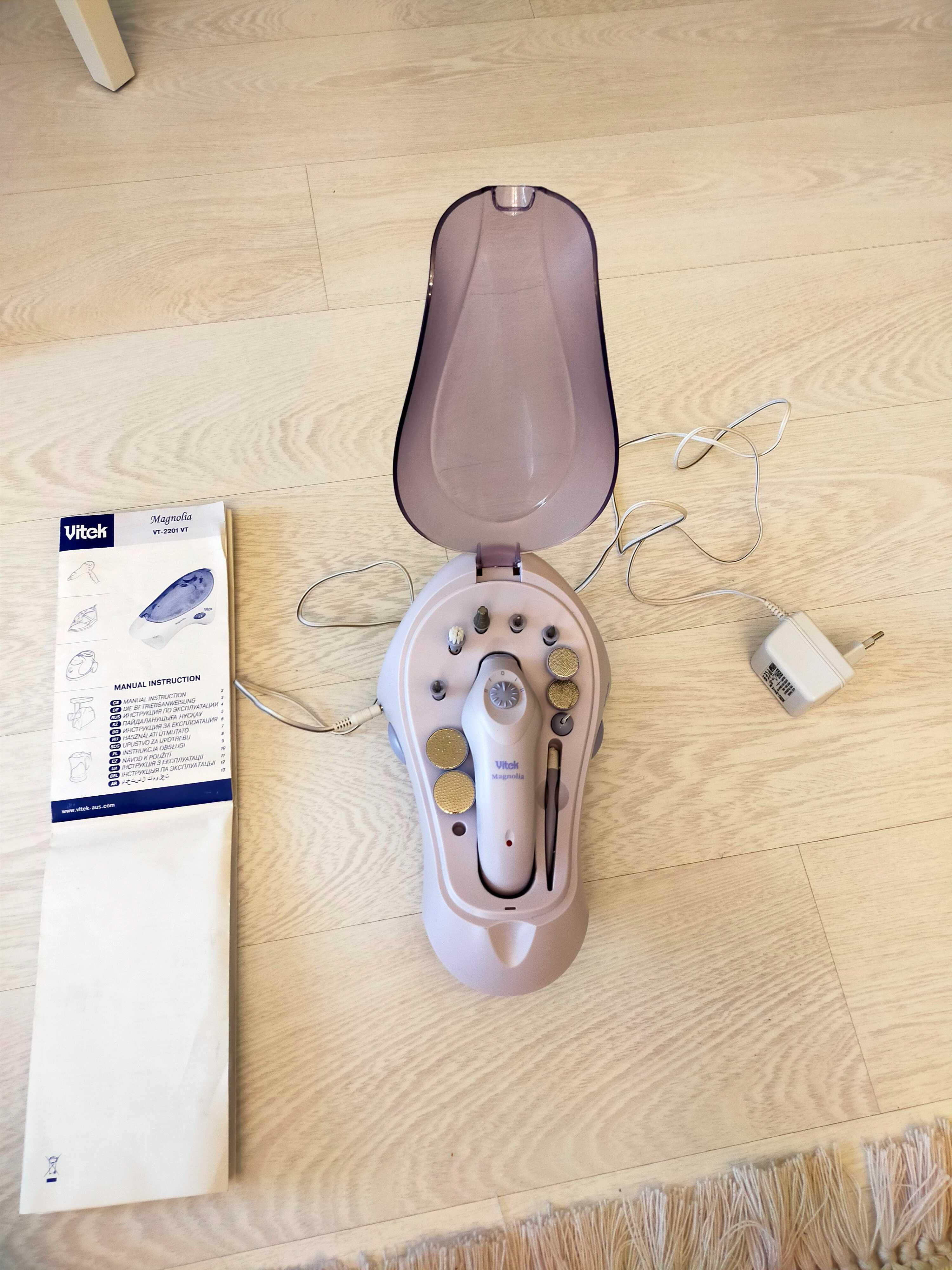 Маникюрный набор VITEK VT-2201 VT Magnolia