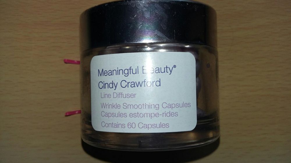 Нови Капсули за грим Meaningful Beauty Cindy Crawford line Diffuser