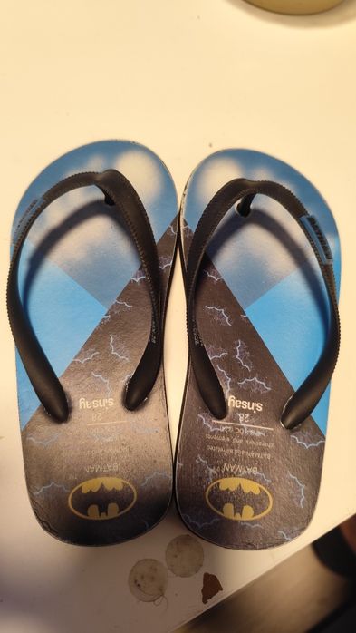 Подарявам детски чехли