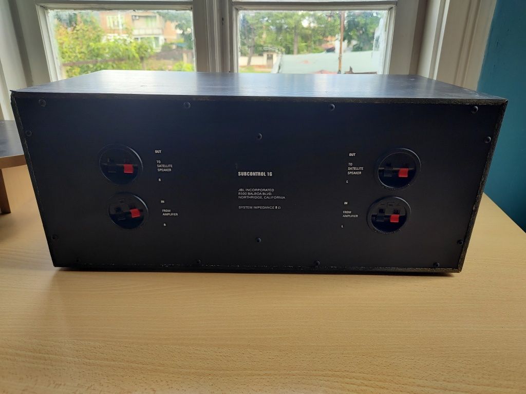 Субуфер JBL Subcontrol G1